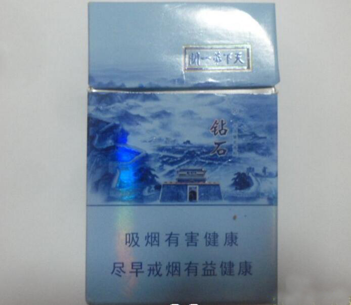 免税王冠香烟一手货源|王冠烟哪里卖